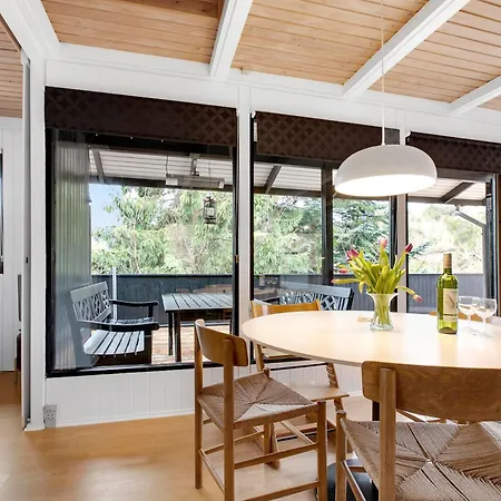 A Cozy, Well-furnished In Mols Bjerge, Holiday home